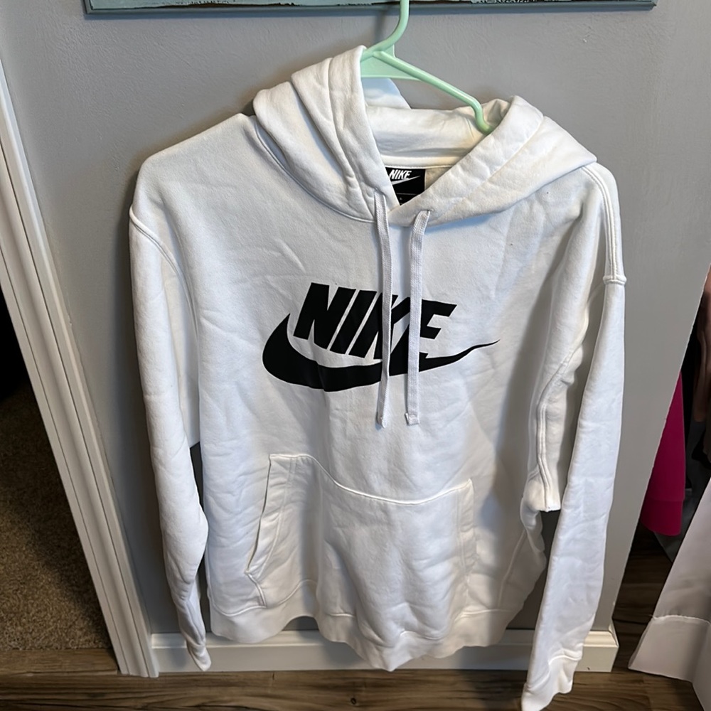 Nike sweatshirt